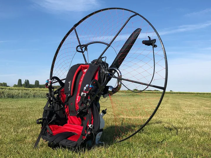 Adventure Pluma foot launch paramotor